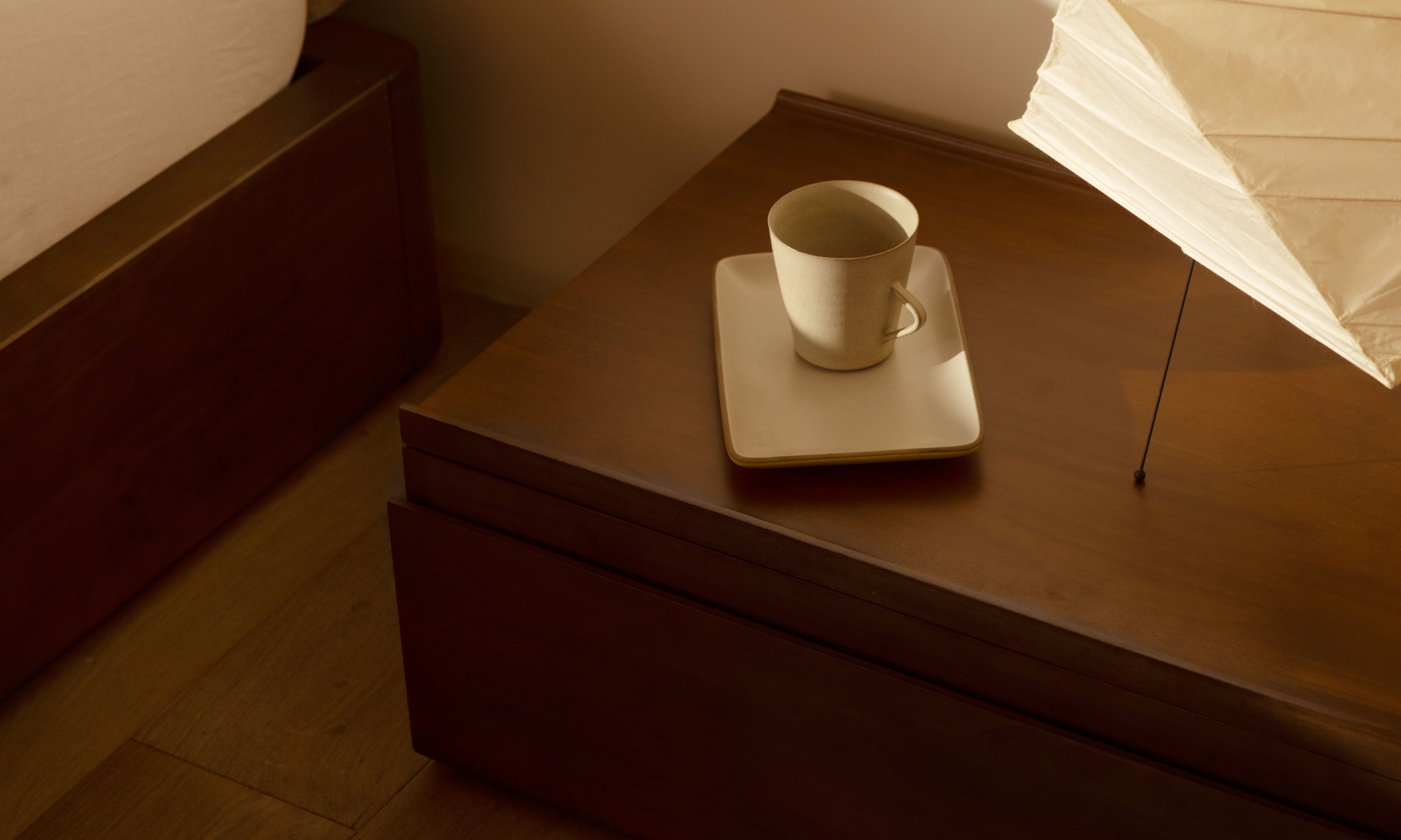 One-Drawer Nightstand PDP (From Day to Night(stand)) - Desktop