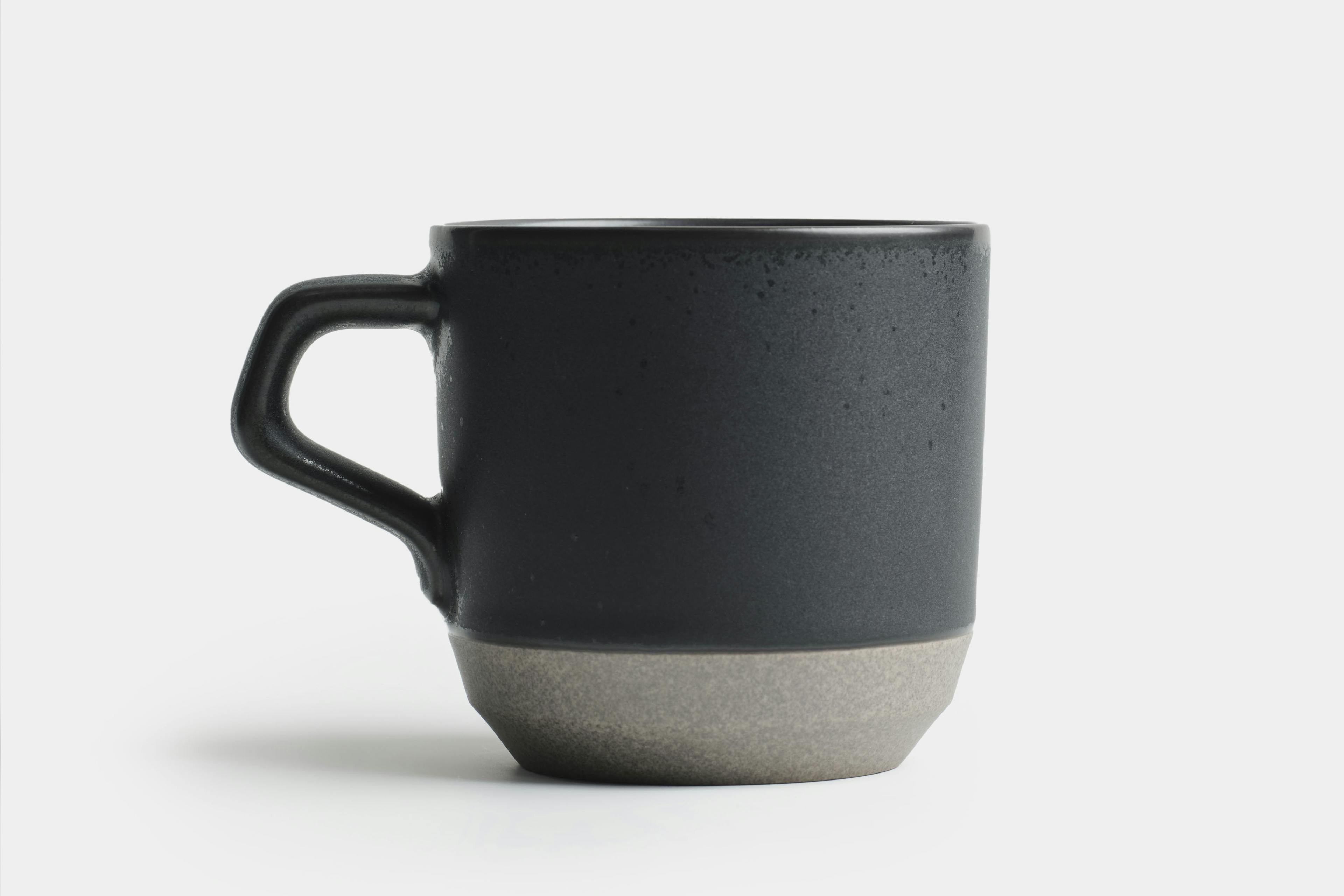 Kinto - Ceramic Mug (Black) - 