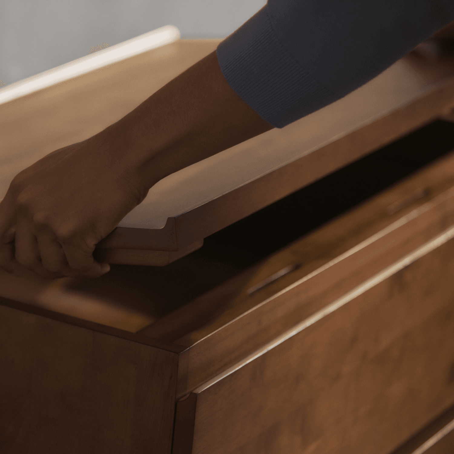 One-Drawer Nightstand  - Thoughtful Details - Key Elements (Mobile)