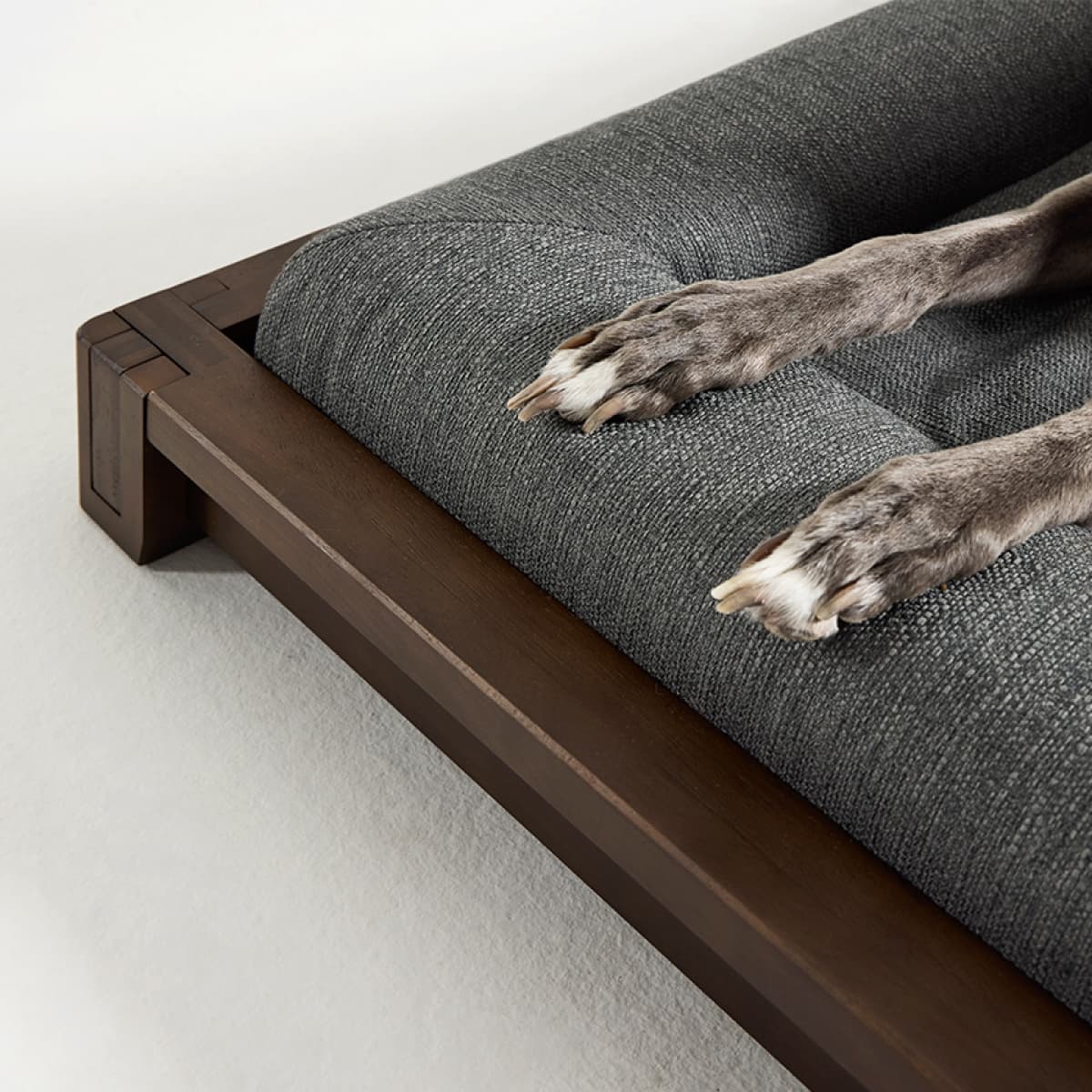 Classic Dog Bed - Strong Foundation - Mobile