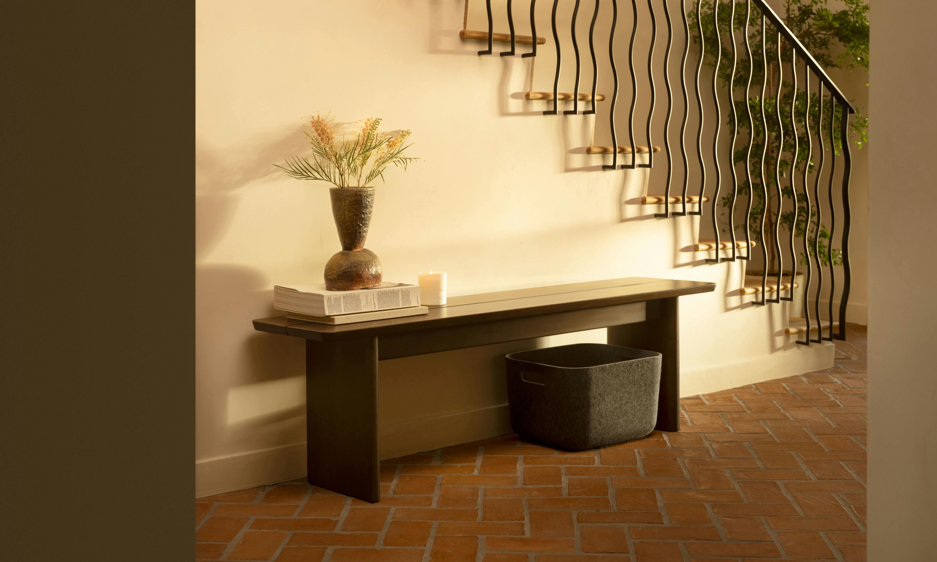 Pillar Bench (Distinct Shades) - Desktop